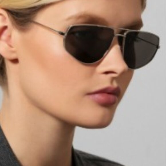 Celine CL40083U 16A Aviator Sunglasses – Palladium/Smoke - Picture 2 of 11